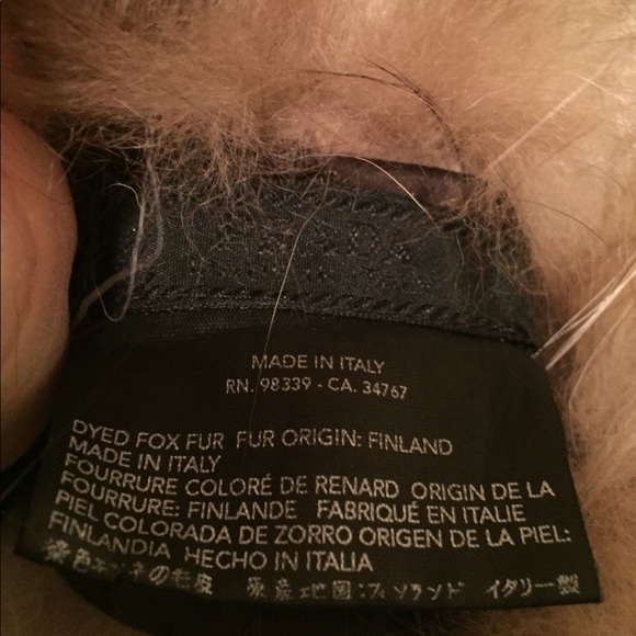Prada fox scarf/collar yummy - Picture 5 of 9